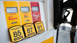 The Trump Administration Officially Proposes Freezing Fuel Economy Standards After 2020